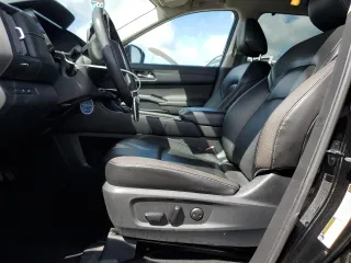 2023 Nissan Pathfinder SL z VIN 5N1DR3CA3PC223523, wystawiony jako Copart lot #50059235 z przebiegiem 63 702 mil mil oraz Szkoda całkowita • Salvage title. Historia ofert i sprzedaży dostępna na DreamBid. Obrazek 7.