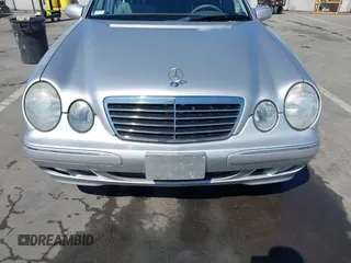 2002 Mercedes-Benz E-Class with VIN WDBJF65J82B447785, listed as a IAAI auction lot 41997147 with 74,433 mi miles. Bid and sale history available at carsss.com. Image 12.