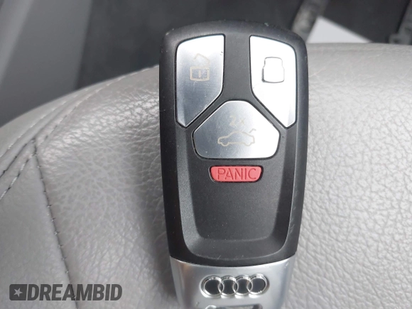 2019 Audi Q5 Premium with VIN WA1ANAFY0K2093743, listed as a IAAI auction lot 41443852 with 63,874 mi miles. Bid and sale history available at carsss.com. Image 11.