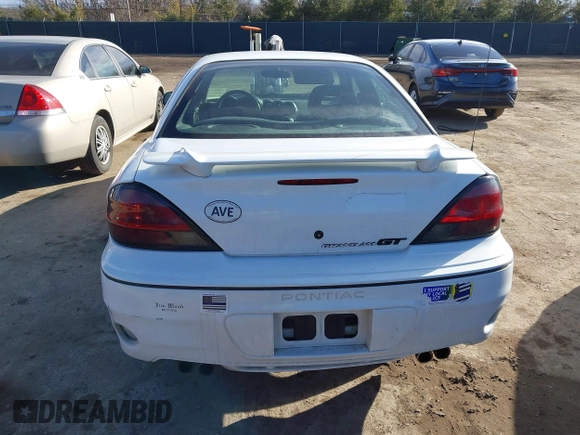 2001 Pontiac Grand Am GT with VIN 1G2NW52E11C244447, listed as a IAAI auction lot 41697883 with 81,983 mi miles. Bid and sale history available at carsss.com. Image 16.