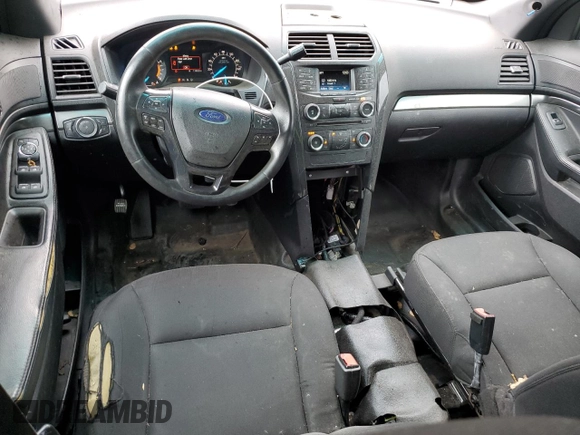 2017 Ford Police Interceptor Utility z VIN 1FM5K8AT3HGC86304, wystawiony jako Copart lot #81645544 z przebiegiem 138 022 mil mil oraz Czysty tytuł • Clean title. Historia ofert i sprzedaży dostępna na DreamBid. Obrazek 8.