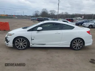 2013 Honda Civic Si z VIN 2HGFG4A53DH704042, wystawiony jako IAAI lot #42033646 z przebiegiem 88 984 mil mil oraz . Historia ofert i sprzedaży dostępna na DreamBid. Obrazek 14.