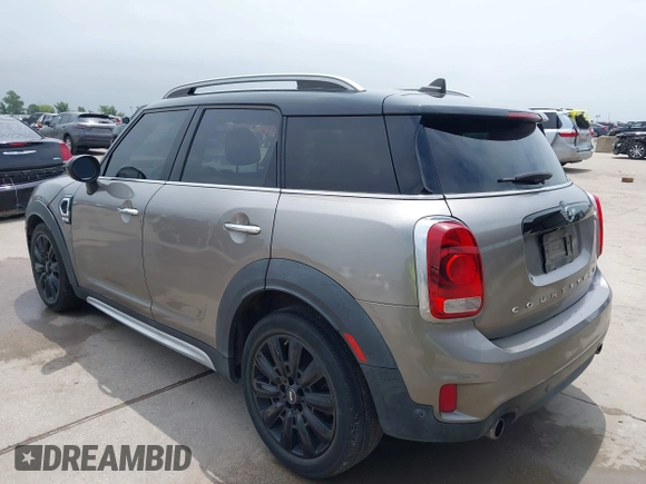 2018 MINI Countryman Cooper S with VIN WMZYT3C3XJ3E00006, listed as a IAAI auction lot 42420388 with 117,313 mi miles and . Bid and sale history available at DreamBid. Image 3.