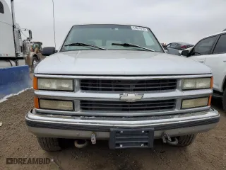 1997 Chevrolet Tahoe with VIN 1GNEK13R8VJ337069, listed as a Copart auction lot 44814735 with 328,287 mi miles and Clean Title. Bid and sale history available at carsss.com. Image 5.
