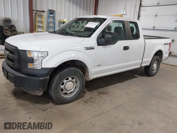 2015 Ford F-150 XLT with VIN 1FTEX1EP6FKE21697, listed as a IAAI auction lot 41960136 with 199,653 mi miles. Bid and sale history available at carsss.com. Image 17.