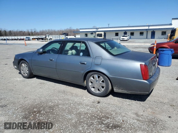 2003 Cadillac DeVille DTS z VIN 1G6KF579X3U233215, wystawiony jako Copart lot #48636775 z przebiegiem 99 144 mil mil oraz Nie do naprawy. Historia ofert i sprzedaży dostępna na DreamBid. Obrazek 2.