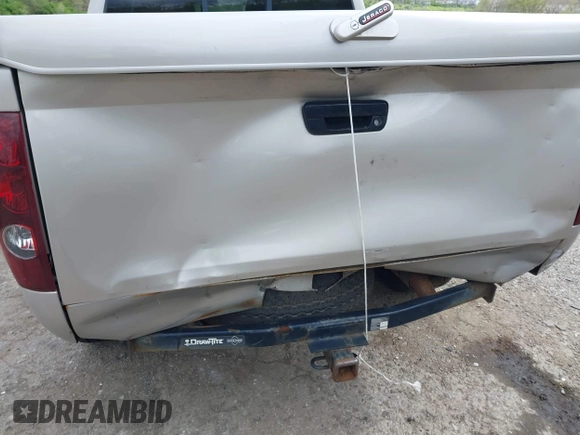 2005 Chevrolet Colorado 1SF LS Z71 z VIN 1GCDT136158190415, wystawiony jako IAAI lot #42059101 z przebiegiem 208 634 mil mil oraz . Historia ofert i sprzedaży dostępna na DreamBid. Obrazek 6.