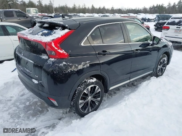 2020 Mitsubishi Eclipse Cross SE with VIN JA4AT5AA0LZ015320, listed as a IAAI auction lot 41571643 with 84,499 mi miles. Bid and sale history available at carsss.com. Image 4.