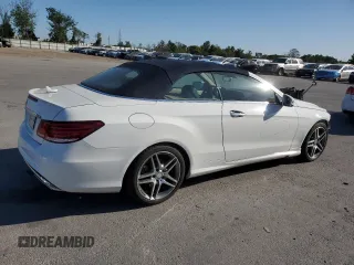 2016 Mercedes-Benz E 400 with VIN WDDKK6FF2GF326901, listed as a Copart auction lot 48559005 with 68,988 mi miles and Salvage Title. Bid and sale history available at carsss.com. Image 3.