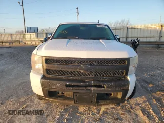2010 Chevrolet Silverado 1500 LT with VIN 1GCSCSE03AZ215163, listed as a Copart auction lot 42872455 with 96,660 mi miles and Salvage Title. Bid and sale history available at DreamBid. Image 5.