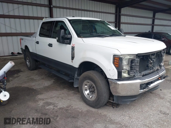 2018 Ford F-250 XL z VIN 1FT7W2B60JEB37227, wystawiony jako IAAI lot #42646192 z przebiegiem 182 730 mil mil oraz . Historia ofert i sprzedaży dostępna na DreamBid. Obrazek 1.