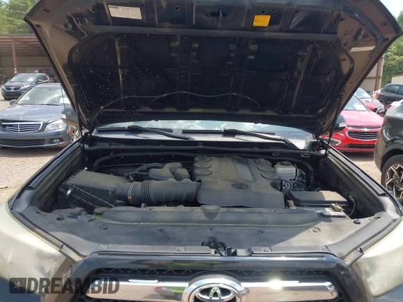 2013 Toyota 4Runner SR5 with VIN JTEZU5JR2D5062607, listed as a IAAI auction lot 42514076 with 147,443 mi miles and . Bid and sale history available at DreamBid. Image 10.