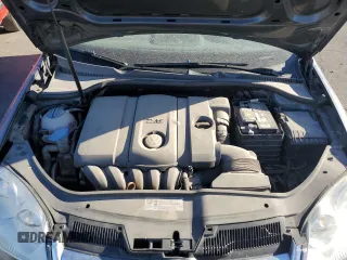2010 Volkswagen Jetta S z VIN 3VWJZ7AJ6AM079244, wystawiony jako Copart lot #82582314 z przebiegiem 122 617 mil mil oraz Szkoda całkowita • Salvage title. Historia ofert i sprzedaży dostępna na DreamBid. Obrazek 11.