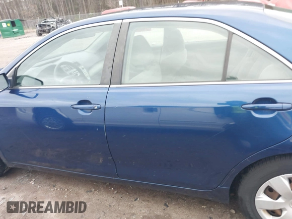 2008 Toyota Camry LE with VIN 4T1BE46K68U257609, listed as a IAAI auction lot 41704708 with 182,764 mi miles. Bid and sale history available at carsss.com. Image 14.