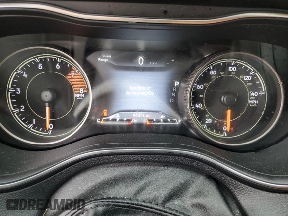 2019 Jeep Cherokee Limited with VIN 1C4PJLDX8KD377501, listed as a Copart auction lot 51636895 with 44,378 mi miles and Clean title. Bid and sale history available at DreamBid. Image 9.