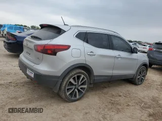 2017 Nissan Rogue SL with VIN JN1BJ1CP4HW031123, listed as a Copart auction lot 51189205 with 44,720 mi miles and Clean title. Bid and sale history available at DreamBid. Image 3.