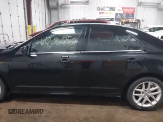2012 Ford Fusion SEL z VIN 3FAHP0JA8CR125067, wystawiony jako IAAI lot #42000958 z przebiegiem 101 140 mil mil oraz . Historia ofert i sprzedaży dostępna na DreamBid. Obrazek 15.