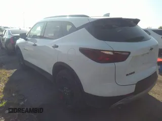 2020 Chevrolet Blazer LT z VIN 3GNKBCR49LS684674, wystawiony jako IAAI lot #40298156 z przebiegiem 83 008 mil mil oraz . Historia ofert i sprzedaży dostępna na DreamBid. Obrazek 3.