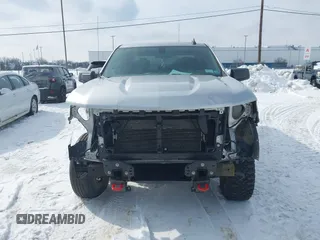 2020 Chevrolet Silverado 1500 Custom Trail Boss with VIN 3GCPYCEF7LG429531, listed as a IAAI auction lot 41555408 with 44,296 mi miles and . Bid and sale history available at DreamBid. Image 13.