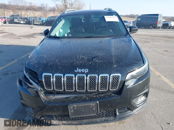 2019 Jeep Cherokee Latitude Plus with VIN 1C4PJMLX4KD305945, listed as a IAAI auction lot 41897473 with 53,271 mi miles. Bid and sale history available at carsss.com. Image 12.