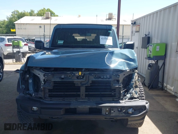 2022 Ford Bronco with VIN 1FMEE5DP9NLB61055, listed as a IAAI auction lot 42359888 with 70,668 mi miles and . Bid and sale history available at DreamBid. Image 13.