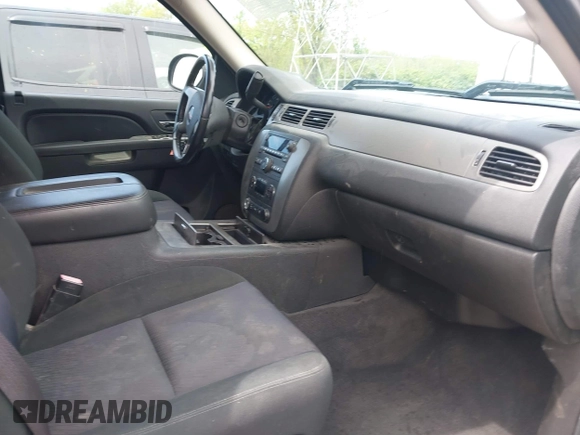 2010 GMC Sierra 1500 SLE z VIN 1GTSKVE30AZ167653, wystawiony jako IAAI lot #42085050 z przebiegiem 118 473 mil mil oraz . Historia ofert i sprzedaży dostępna na DreamBid. Obrazek 5.