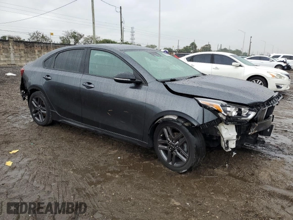 2020 Kia Forte GT-Line with VIN 3KPF34AD0LE142967, listed as a Copart auction lot 88877125 with 70,732 mi miles and Non Repairable. Bid and sale history available at carsss.com. Image 4.