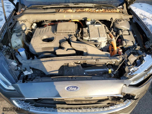 2020 Ford Fusion Plug-In Hybrid Titanium with VIN 3FA6P0SUXLR158328, listed as a Copart auction lot 42090075 with 49,788 mi miles and Salvage Title. Bid and sale history available at carsss.com. Image 11.