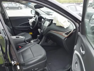 2018 Hyundai Santa Fe Ultimate with VIN 5XYZWDLA6JG570808, listed as a IAAI auction lot 41941878 with 47,391 mi miles and . Bid and sale history available at DreamBid. Image 5.