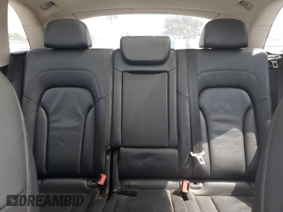 2011 Audi Q5 Premium Plus with VIN WA1LFAFP3BA044376, listed as a Copart auction lot 60174135 with 98,399 mi miles and Salvage title. Bid and sale history available at DreamBid. Image 10.