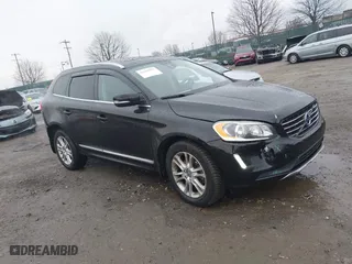 2016 Volvo XC60 T5 Premier with VIN YV4612RK5G2861449, listed as a IAAI auction lot 41463557 with 69,720 mi miles. Bid and sale history available at carsss.com. Image 1.