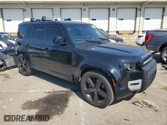 2022 Land Rover Defender with VIN SALEWERU0N2087281, listed as a Copart auction lot 67636814 with 25,546 mi miles and Salvage title. Bid and sale history available at DreamBid. Image 4.
