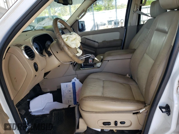 2007 Ford Explorer Sport Trac Limited z VIN 1FMEU53K97UB49560, wystawiony jako Copart lot #54001975 z przebiegiem 252 849 mil mil oraz Szkoda całkowita • Salvage title. Historia ofert i sprzedaży dostępna na DreamBid. Obrazek 7.