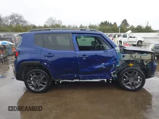 2021 Jeep Renegade Latitude with VIN ZACNJDBB4MPM54242, listed as a IAAI auction lot 41199702 with 72,415 mi miles and . Bid and sale history available at DreamBid. Image 14.