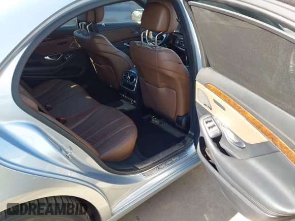 2016 Mercedes-Benz S 550 with VIN WDDUG8CB4GA206554, listed as a IAAI auction lot 41668452 with 299,833 mi miles and . Bid and sale history available at carsss.com. Image 8.
