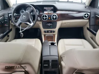2013 Mercedes-Benz GLK 350 with VIN WDCGG8JB6DG082669, listed as a Copart auction lot 71133114 with 104,959 mi miles and Clean Title. Bid and sale history available at DreamBid. Image 8.