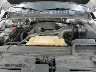 2018 Ford F-150 XLT z VIN 1FTEW1EP3JFC61475, wystawiony jako Copart lot #86082615 z przebiegiem 147 734 mil mil oraz Czysty tytuł • Clean title. Historia ofert i sprzedaży dostępna na DreamBid. Obrazek 13.