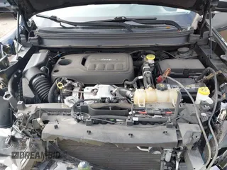 2019 Jeep Cherokee Latitude Plus with VIN 1C4PJLLN4KD119783, listed as a IAAI auction lot 41223282 with 84,917 mi miles. Bid and sale history available at carsss.com. Image 10.