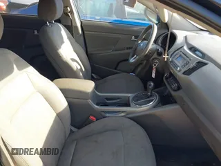 2013 Kia Sportage LX with VIN KNDPB3A21D7447783, listed as a IAAI auction lot 41656090 with 193,795 mi miles. Bid and sale history available at carsss.com. Image 5.