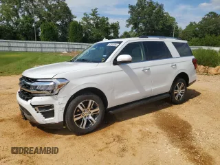 2024 Ford Expedition Limited with VIN 1FMJU1K88REA11681, listed as a Copart auction lot 67915394 with 28,948 mi miles and Clean Title. Bid and sale history available at carsss.com. Image 1.