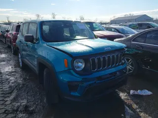 2019 Jeep Renegade Sport with VIN ZACNJBAB7KPK34175, listed as a IAAI auction lot 41632630 with 111,185 mi miles. Bid and sale history available at carsss.com. Image 1.
