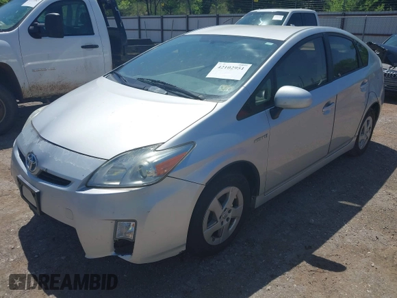 2010 Toyota Prius II with VIN JTDKN3DU5A0059412, listed as a IAAI auction lot 42102951 with 218,443 mi miles. Bid and sale history available at carsss.com. Image 2.