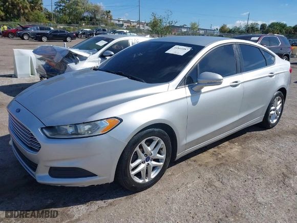 2016 Ford Fusion SE with VIN 3FA6P0H77GR200106, listed as a IAAI auction lot 41841087 with 201,352 mi miles. Bid and sale history available at carsss.com. Image 2.