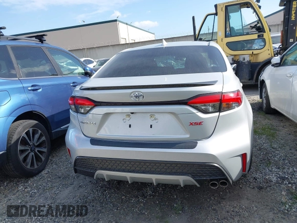 2021 Toyota Corolla XSE with VIN 5YFT4MCE8MP086038, listed as a IAAI auction lot 41611560 with 28,354 mi miles. Bid and sale history available at carsss.com. Image 17.