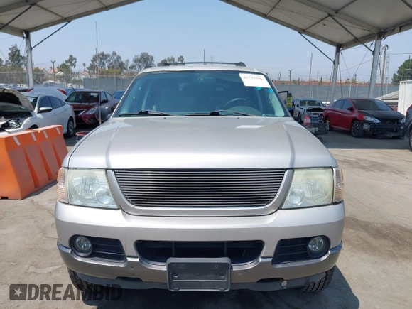 2005 Ford Explorer XLT z VIN 1FMZU73E35ZA26277, wystawiony jako IAAI lot #42721696 z przebiegiem 217 738 mil mil oraz . Historia ofert i sprzedaży dostępna na DreamBid. Obrazek 11.