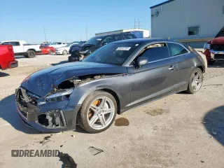 2020 Audi A5 Premium Plus z VIN WAUTNAF54LA001560, wystawiony jako Copart lot #56403785 z przebiegiem Nie podano mil oraz Szkoda całkowita • Salvage title. Historia ofert i sprzedaży dostępna na DreamBid. Obrazek 1.