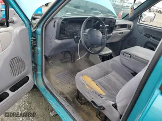 1997 Dodge Ram 1500 with VIN 1B7HC13Y0VJ564590, listed as a Copart auction lot 45738335 with 215,273 mi miles and Clean Title. Bid and sale history available at carsss.com. Image 8.