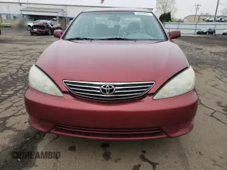 2005 Toyota Camry LE with VIN 4T1BF32K35U102265, listed as a Copart auction lot 53964805 with 174,150 mi miles and Salvage Title. Bid and sale history available at DreamBid. Image 5.