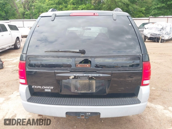 2002 Ford Explorer XLS z VIN 1FMZU62E12ZB98055, wystawiony jako IAAI lot #42107415 z przebiegiem 151 319 mil mil oraz . Historia ofert i sprzedaży dostępna na DreamBid. Obrazek 6.