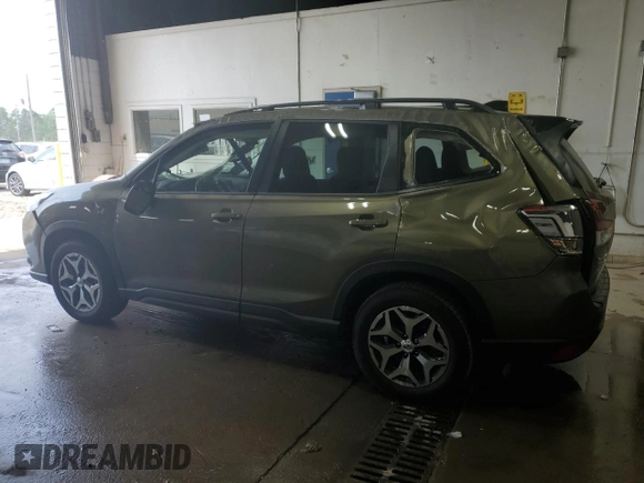 2024 Subaru Forester Premium with VIN JF2SKACC1RH408781, listed as a Copart auction lot 57173055 with 29,947 mi miles and Salvage title. Bid and sale history available at DreamBid. Image 2.